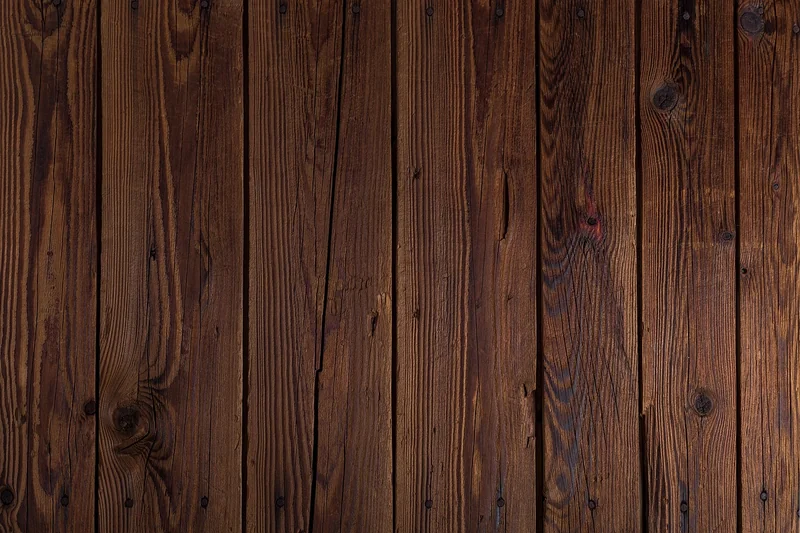 Les 5 solutions pour rattraper le niveau d'un plancher bois