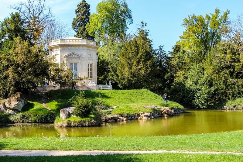 Découvrez comment rendre votre piscine non imposable en 2026 et économisez gros !