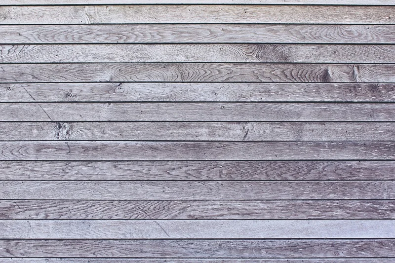 Préparer le mur avant peinture : ponçage, dépoussiérage et lessivage